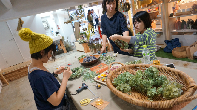 Tida Flowerドライフラワーリースワークショップ
