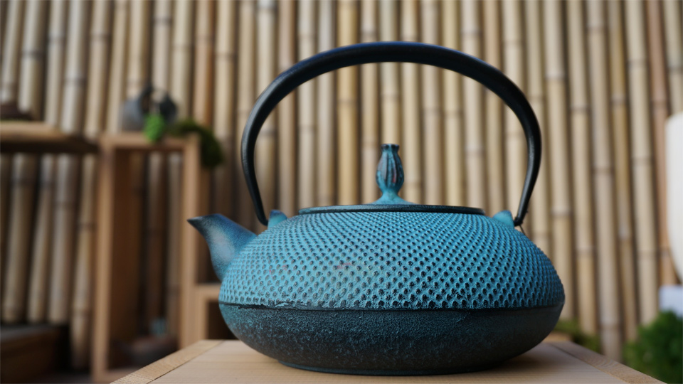 南部宝生堂(及富 OITOMI)南部鉄器 鉄瓶