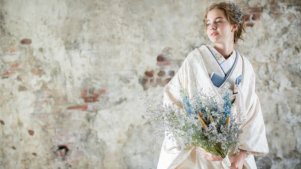 Kimono Wedding & Dried Flowers