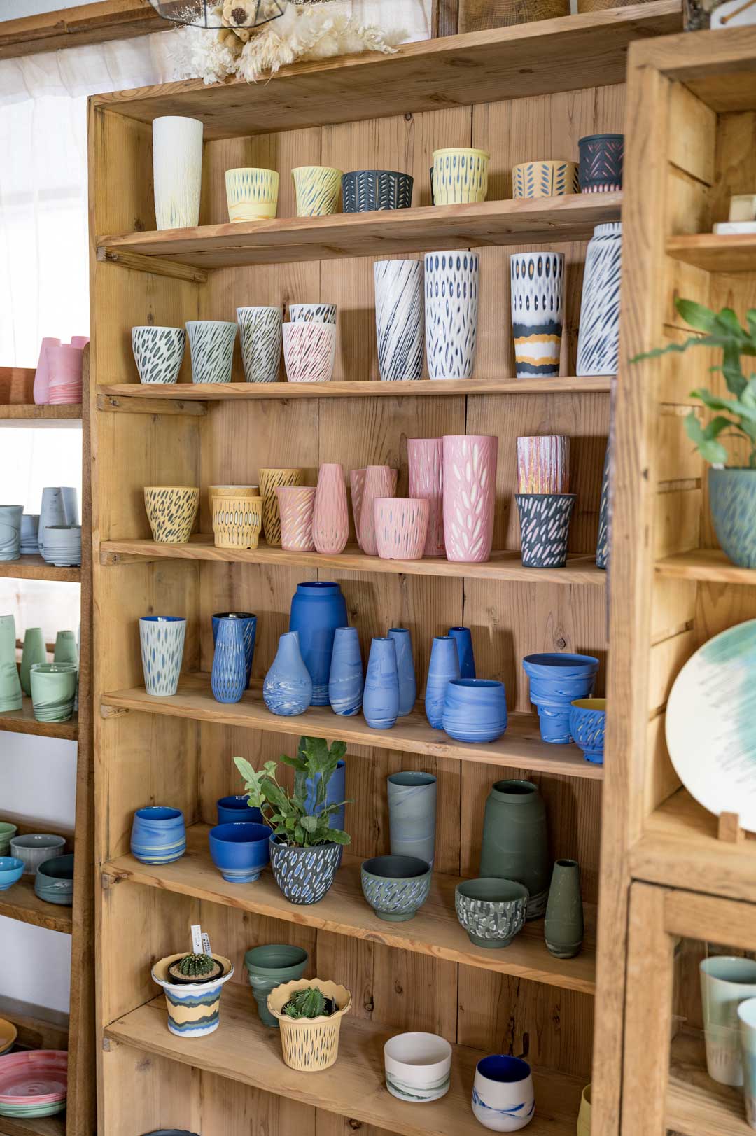 重色目(かさねいろめ)の植木鉢やフラワーベース 北川和喜うつわ展 9/15-9/30, 2022【TOKYO FANTASTIC 青山店】