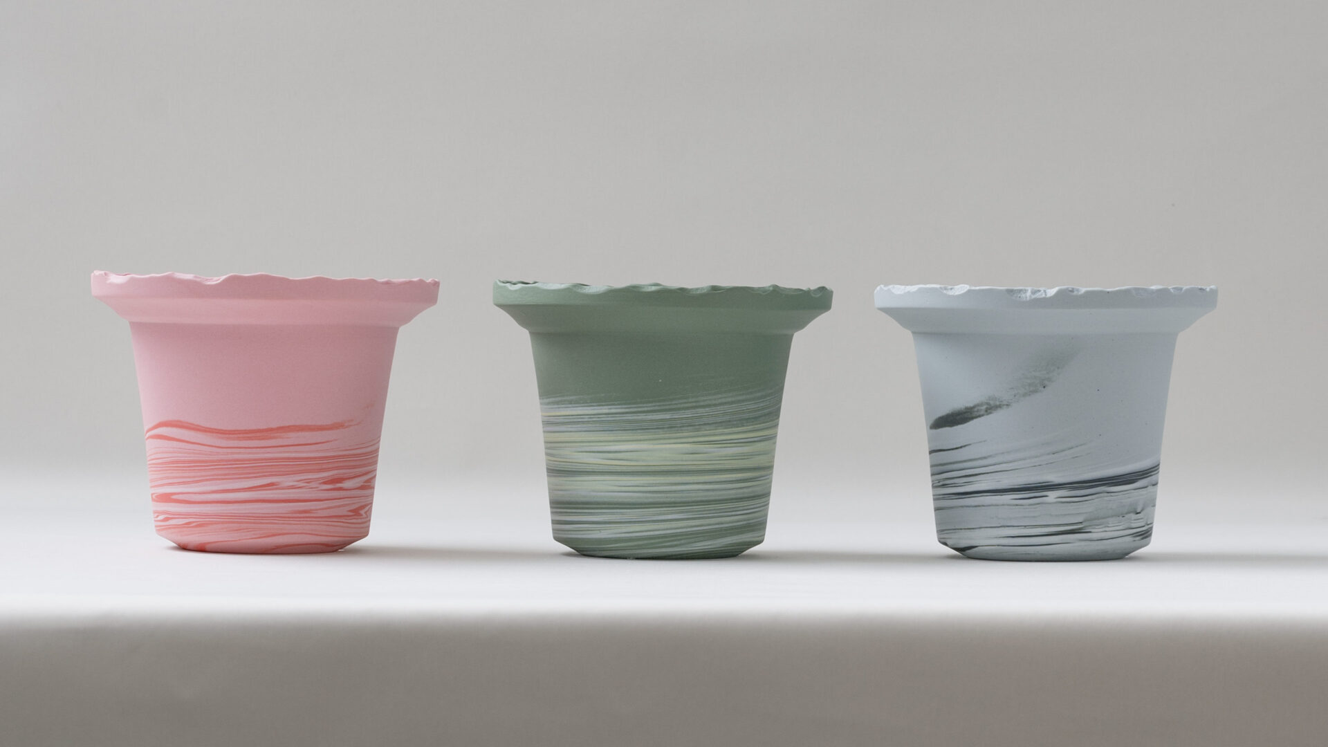 新作の植木鉢(左からピンク・グリーン・グレー) 北川和喜うつわ展 9/15-9/30, 2022【TOKYO FANTASTIC 青山店】
