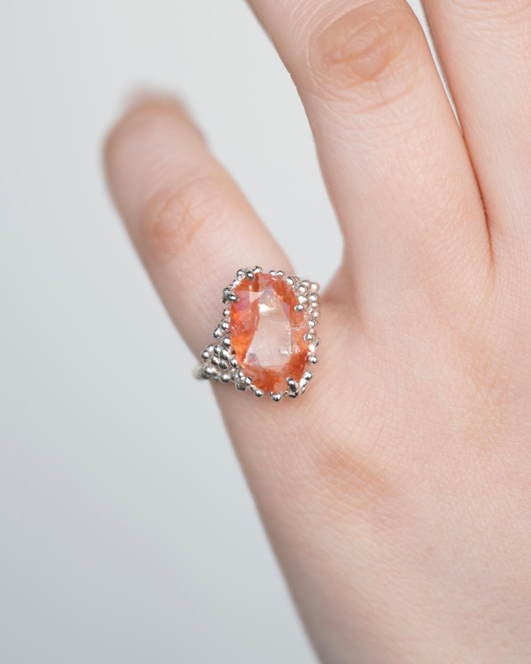 アイアンインクルージョンクォーツリング - SUNI Art & Jewellery 個展 「We are here.」 2/25-3/12, 2023