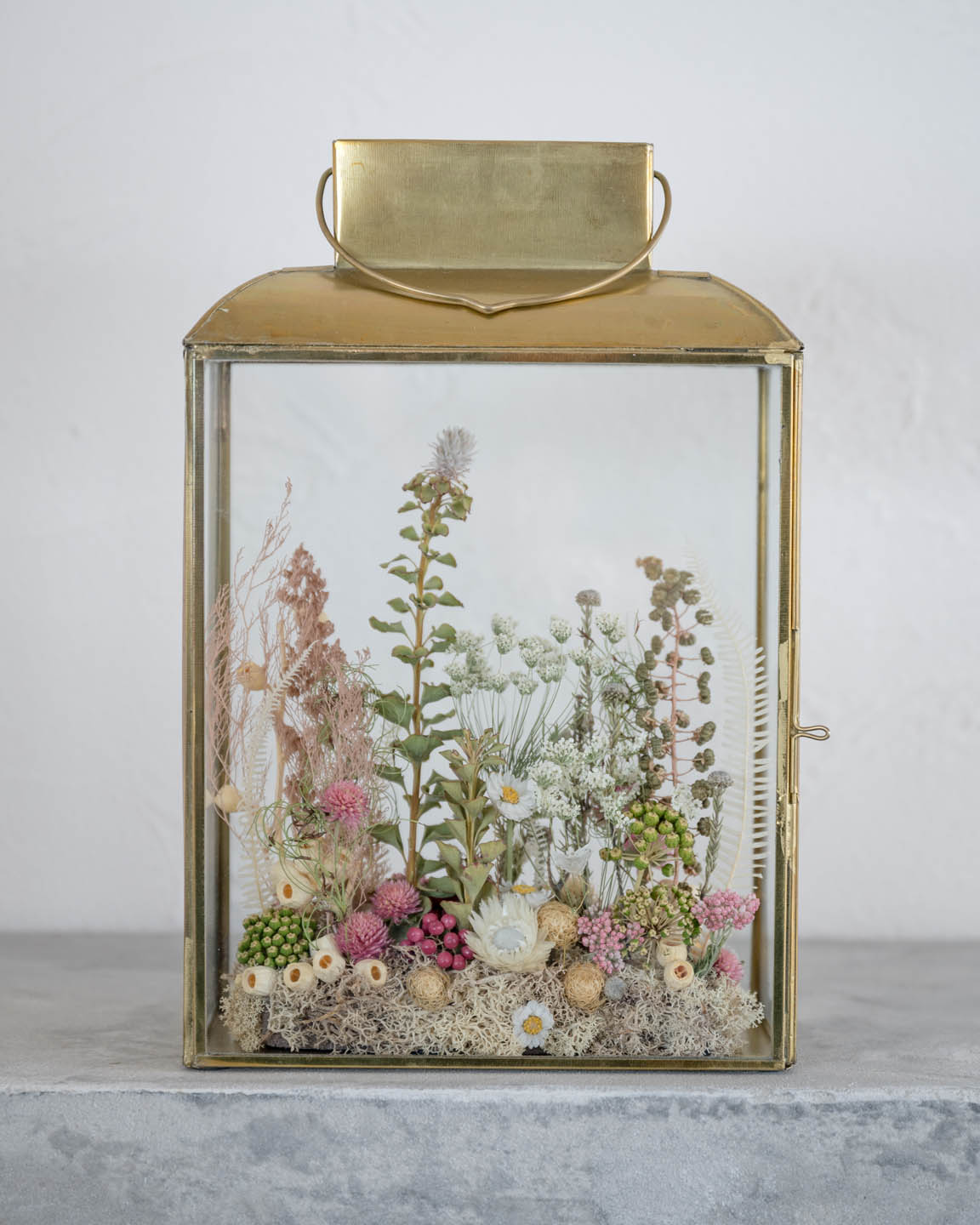 ピンク系・ドライフラワーテラリウム 「ランタンフラワー」 dried flower lantern terrarium 背面