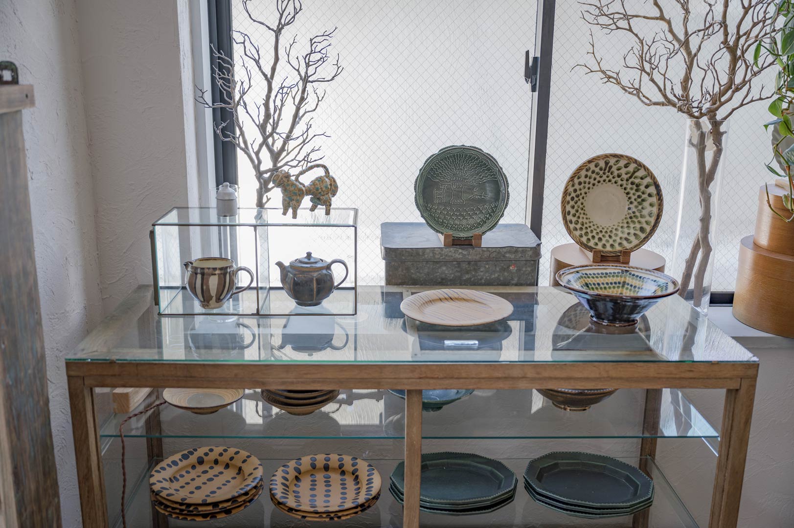 財満晋平うつわ展 4/1-4/25, 2023