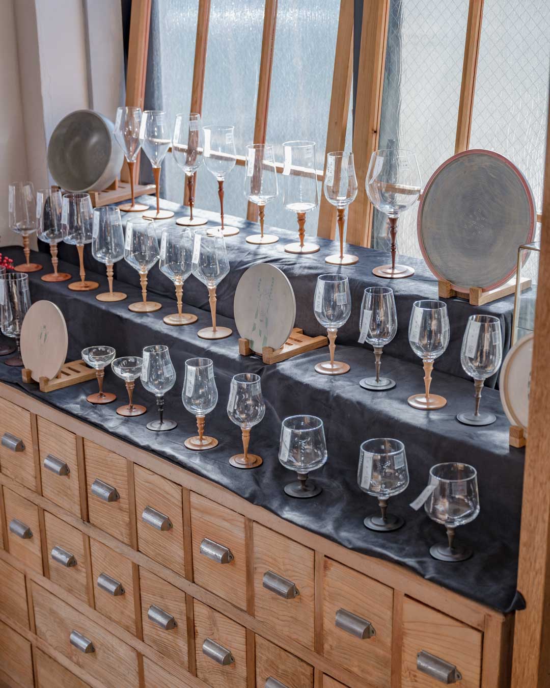 MOKU glass